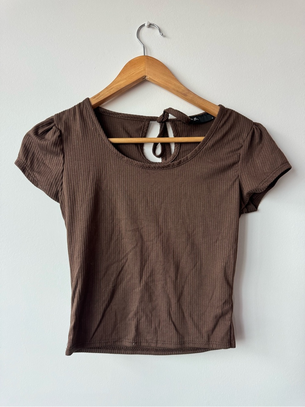 Brit & Bri Brown Ribbed Short Sleeve Crop Top Women Small S Tie Keyhole Back